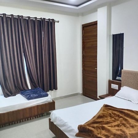 Hotel Soham Palace Ujjain Exterior foto