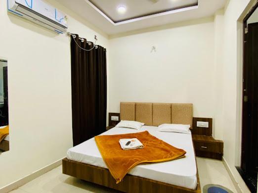 Hotel Soham Palace Ujjain Exterior foto