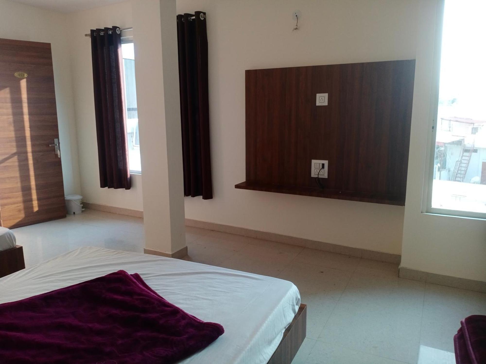 Hotel Soham Palace Ujjain Exterior foto